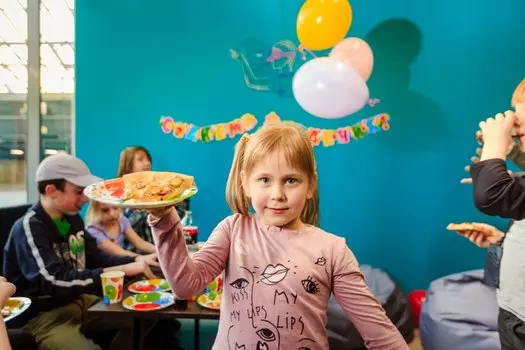 Подарочный сертификат «День рождения в клубе виртуальной реальности» (2 часа, от 1 до 10 человек)