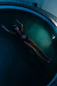 Подарочный сертификат «Флоатинг LUX Космос» (Пакет №1, 1 человек)