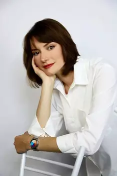 Подарочный сертификат «Фотосессия Бизнес портрет» (1 час, 1 человек)