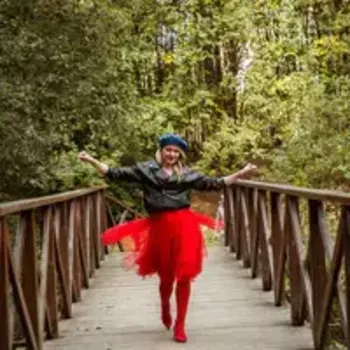 Подарочный сертификат «Фотосессия на улице» (30 минут, От 1 до 5 чел.)