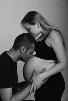 Подарочный сертификат «Фотосессия В ожидании чуда» (55 минут, От 1 до 3 чел.)