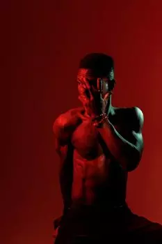 Подарочный сертификат «Фотосессия в стиле ню для мужчин» (55 минут, 1 человек)