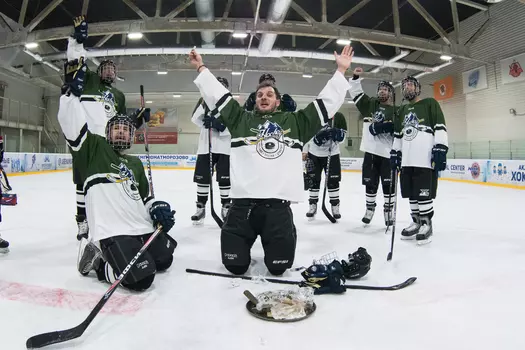 Подарочный сертификат «Хоккей» (1 час 30 минут, 1 чел. (групповое))