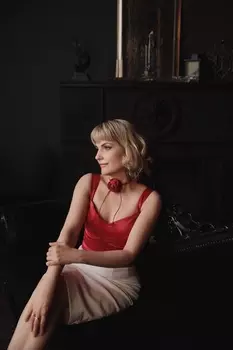 Подарочный сертификат «Индивидуальная фотосессия» (55 минут, 1 человек)