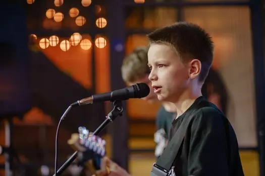 Подарочный сертификат «Индивидуальное занятие по вокалу» (55 минут, 1 человек)