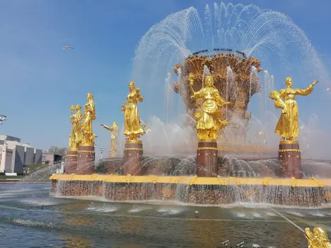 Подарочный сертификат «Индивидуальные экскурсии по Москве» (2 часа 30 мин, от 1 до 6 чел)