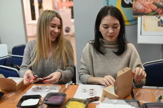 Подарочный сертификат «Экскурсия музей в тишине + 2 мастер-класса» (150 минут, 1 человек)