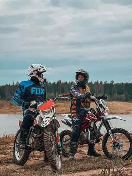 Подарочный сертификат «Катание на эндуро мотоцикле или питбайке» (2 часа, 1 человек (в группе))