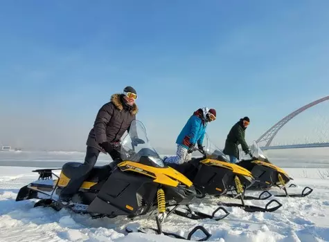 Подарочный сертификат «Катание на снегоходе» (Снегоход 200 кубов 40 минут, От 1 до 2 чел.)