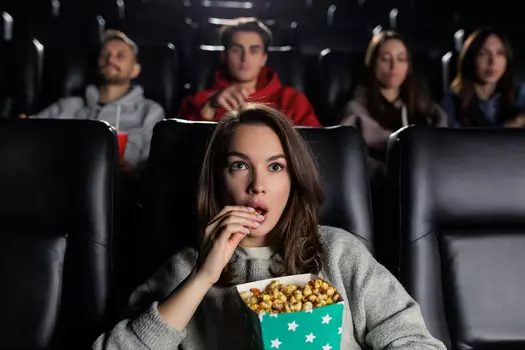 Подарочный сертификат «Кинотеатр» (1 сеанс, 1 человек)