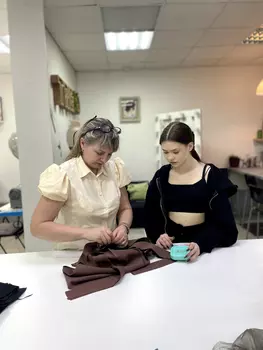 Подарочный сертификат «Курс шитья Базовый гардероб» (3 месяца (12 занятий), 1 человек)