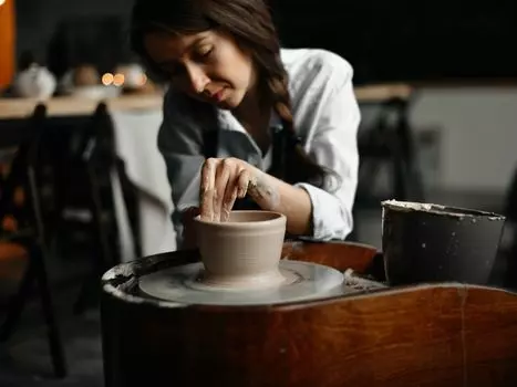 Подарочный сертификат «Мастер класс Гончарный круг» (2 часа 30 мин, 1 человек)