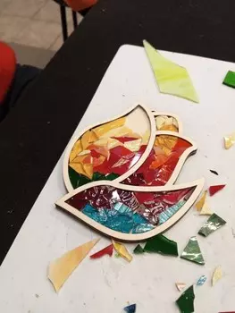 Подарочный сертификат «Мастер-класс Интерьерный предмет в технике мозаика» (1 час, 1 человек)