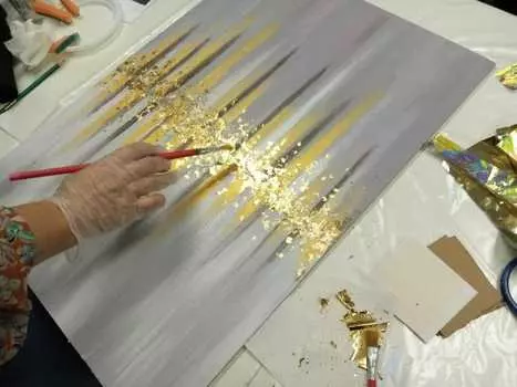 Подарочный сертификат «Мастер класс Катина акрилом и золотой поталью за 3 часа» (3 часа, 1 человек в составе группы)