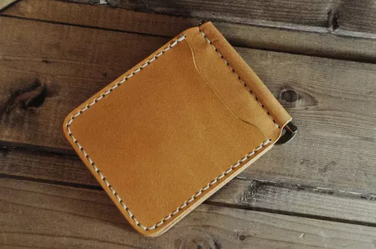 Подарочный сертификат «Мастер класс Кожевенное ремесло Зажим для денег или Кардхолдер» (3 часа, 1 человек)