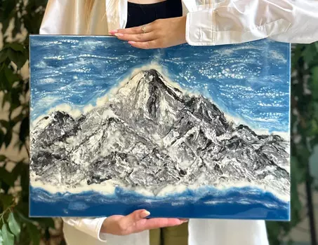 Подарочный сертификат «Мастер класс по эпоксидной смоле Горы» (3 часа, 1 человек)