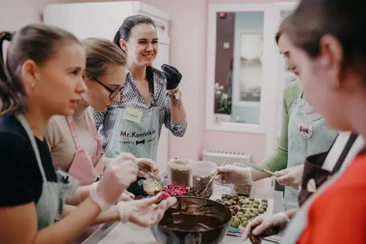 Подарочный сертификат «Мастер класс по изготовлению шоколадных конфет» (2 часа, 1 человек)