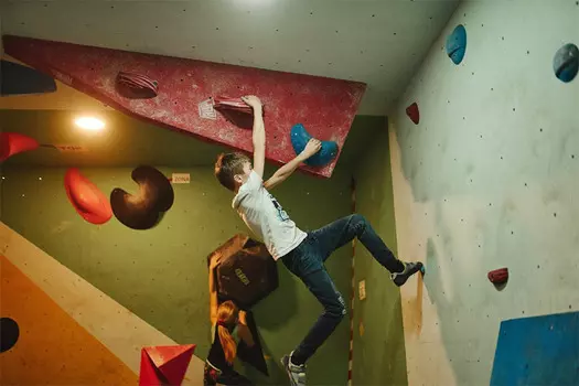 Подарочный сертификат «Мастер-класс по скалолазанию» (60 минут, 1 человек в составе группы)