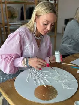 Подарочный сертификат «Мастер класс по текстурным картинам» (картина 30Х20 см, 1 человек в составе группы)