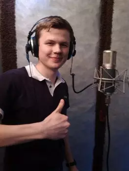 Подарочный сертификат «Музыкальный презент (запись песни в студии)» (2 часа, 1 человек)