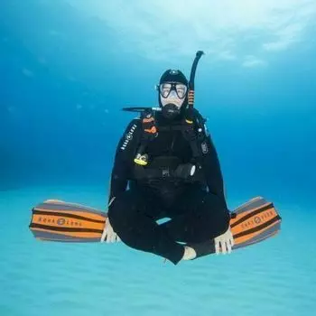 Подарочный сертификат «Начальный курс обучения дайвингу» (1 курс, 1 человек в составе группы)