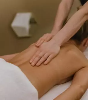 Подарочный сертификат «Общий массаж тела» (60 минут, 1 человек)