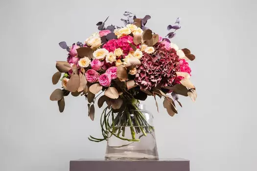 Подарочный сертификат «Однодневный мастер класс по созданию флористических работ» (от 3 часов, 1 человек в составе группы)