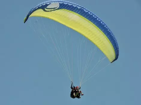 Подарочный сертификат «Полет на параплане Второй пилот» (15 - 20 минут, 1 человек)