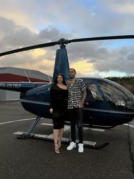 Подарочный сертификат «Полет на Вертолете Робинсон 44» (30 минут, От 1 до 3 чел.)