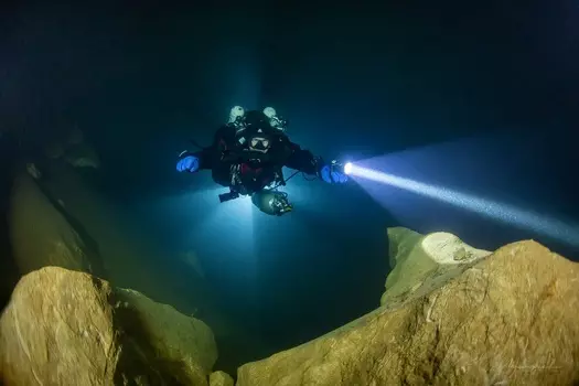 Подарочный сертификат «Пробный курс по дайвингу VIP» (Пакет №1, 1 человек (Индивидуально))