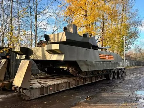 Подарочный сертификат «Программа Катание на танке АРМАТА Т14» (60 минут, от 1 до 8 человек)