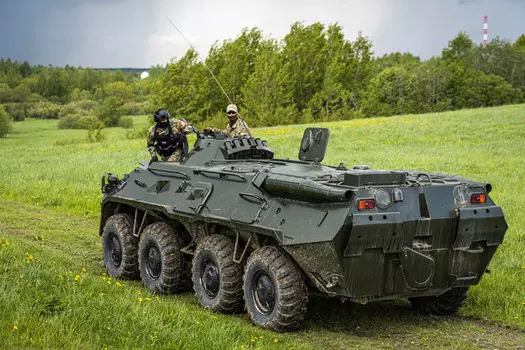 Подарочный сертификат «Программа на БТР-80» (1 час, от 1 до 4 человек)