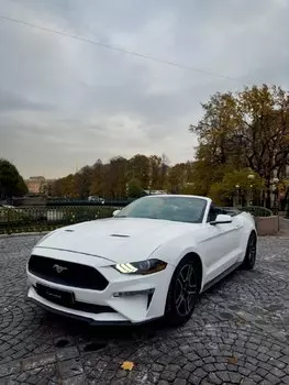 Подарочный сертификат «Прогулка по городу на современном кабриолете» (2 часа, От 1 до 3 чел.)