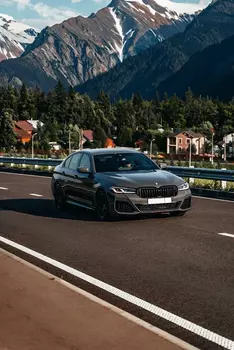 Подарочный сертификат «Прокат автомобиля BMW 520 D (G30) М-sport» (24 часа, От 1 до 2 чел.)