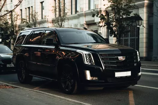 Подарочный сертификат «Прокат автомобиля Cadillac Escalade» (24 часа, От 1 до 2 чел.)
