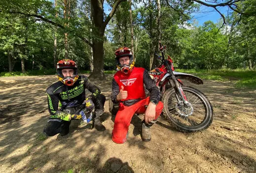 Подарочный сертификат «Прокат питбайков» (2 часа, 1 человек)