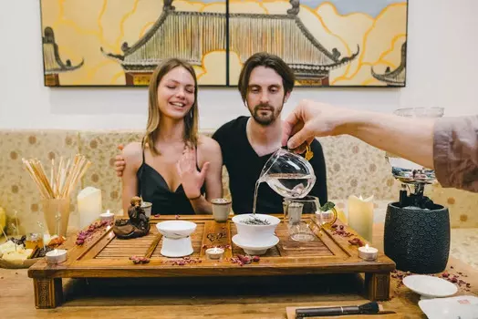 Подарочный сертификат «Романтическое чайное свидание для двоих» (2 часа, 2 человека)