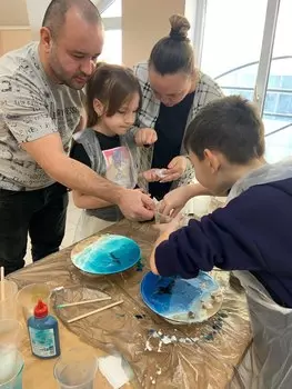 Подарочный сертификат «Семейные мастер классы для детей и взрослых» (Пакет №2, 1 человек)