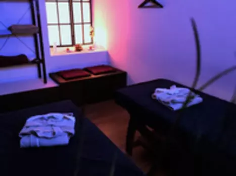 Подарочный сертификат «SPA коррекция фигуры с элементами японских техник» (2 часа, 1 человек)