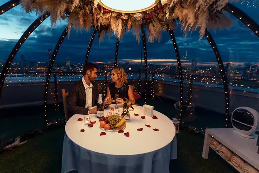 Подарочный сертификат «Свидание на крыше» (в период с 10:00 до 16:00 , 2 человека)