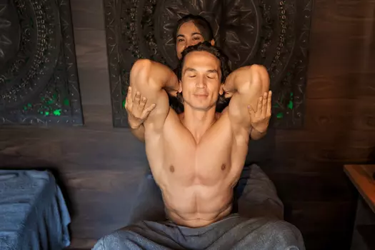 Подарочный сертификат «Тайский энергетический массаж» (120 минут, 1 человек)