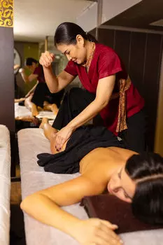 Подарочный сертификат «Тайский Slim массаж» (30 минут, 1 человек)