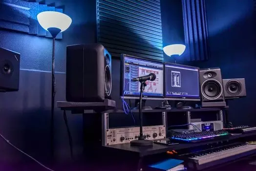 Подарочный сертификат «Услуги студии звукозаписи на выбор» (Пакет №1, 1 человек)