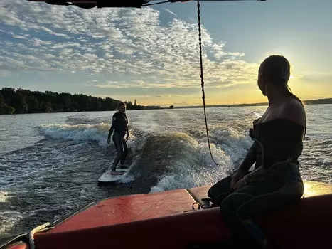 Подарочный сертификат «Вейксёрф» (25 минут, 1 чел. (без инструктора))