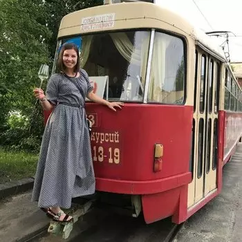 Подарочный сертификат «Винный трамвайчик» (2 часа, 1 человек)