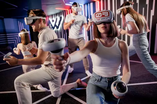 Подарочный сертификат «Виртуальная реальность со свободным перемещением» (пн-пт с 10:00 до 15:15, от 1 до 4 чел.)