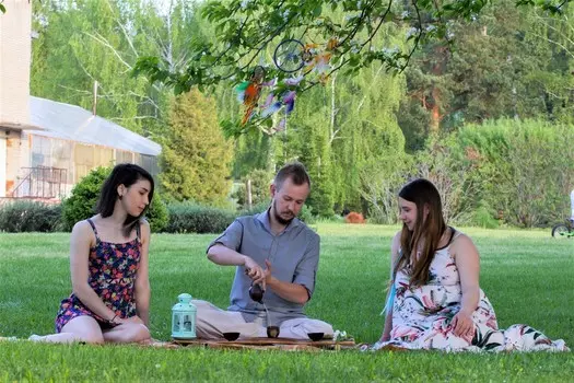 Подарочный сертификат «Выездная Чайная церемония» (2 часа, от 1 до 10 человек)