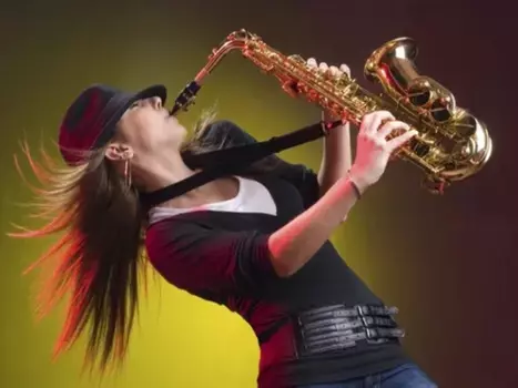 Подарочный сертификат «Занятие на саксофоне» (60 минут, 1 чел 1 занятие)