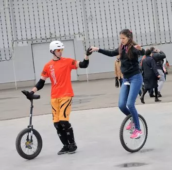 Подарочный сертификат «Занятие на уницикле» (1 час 30 минут, 1 человек)