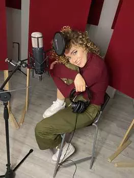 Подарочный сертификат «Запись песни на студии звукозаписи» (2 часа, 2 человека)